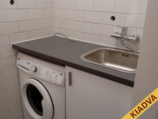 Kiadó 28 m²-estársasházi lakás IX. Kerület (József Attila ltp.) , Üllői út: 160'000 Ft