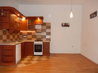 Eladó 74 m²-estársasházi lakás IX. Kerület (Középső Ferencváros (Rehabilitációs terület)) , Ipar utca: 73'800'000 Ft