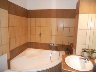 Eladó 74 m²-estársasházi lakás IX. Kerület (Középső Ferencváros (Rehabilitációs terület)) , Ipar utca: 73'800'000 Ft