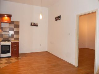 Eladó 74 m²-estársasházi lakás IX. Kerület (Középső Ferencváros (Rehabilitációs terület)) , Ipar utca: 73'800'000 Ft