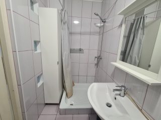 Kiadó 40 m²-estársasházi lakás IX. Kerület (Középső Ferencváros (Rehabilitációs terület)) , Közraktár utca: 235'000 Ft