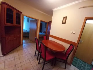 Kiadó 68 m²-estársasházi lakás IX. Kerület (Középső Ferencváros (Rehabilitációs terület)) , Liliom utca: 300'000 Ft