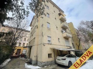 Eladó 37 m²-estársasházi lakás IX. Kerület (Középső Ferencváros (Rehabilitációs terület)) , Másfélszobás I.em. erkélyes lakás ELADÓ: 67'900'000 Ft