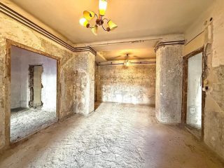 Eladó 106 m²-estársasházi lakás IX. Kerület (Középső Ferencváros (Rehabilitációs terület)) , Mester utca: 114'900'000 Ft