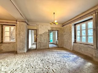 Eladó 106 m²-estársasházi lakás IX. Kerület (Középső Ferencváros (Rehabilitációs terület)) , Mester utca: 114'900'000 Ft