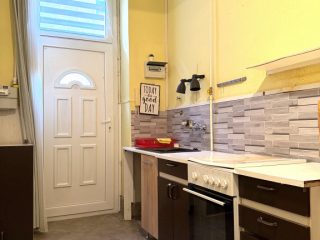 Eladó 27 m²-estársasházi lakás IX. Kerület (Középső Ferencváros (Rehabilitációs terület)) , Üllői út: 41'500'000 Ft