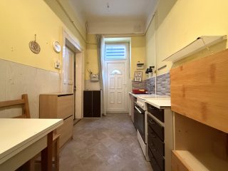 Eladó 27 m²-estársasházi lakás IX. Kerület (Középső Ferencváros (Rehabilitációs terület)) , Üllői út: 41'500'000 Ft