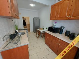 Eladó 59 m²-estársasházi lakás IX. Kerület (Középső Ferencváros (Rehabilitációs terület)) , Üllői út: 75'000'000 Ft