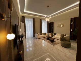 Eladó 183 m²-estársasházi lakás V. Kerület (Bank negyed) , Október 6 utca: 344'000'000 Ft