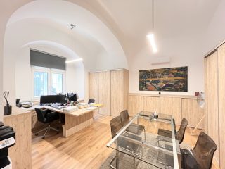 Kiadó 52 m²-esegyéb iroda V. Kerület (Bank negyed) , Október 6. utca: 450'000 Ft