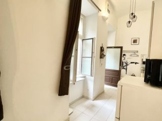 Eladó 39 m²-estársasházi lakás V. Kerület (Belváros) , Azonnal költözhető ingatlan a Bazilikánál!: 74'900'000 Ft