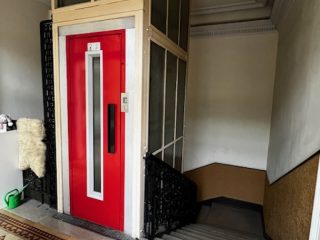 Eladó 88 m²-estársasházi lakás V. Kerület (Belváros) , Báthory utca: 219'000'000 Ft