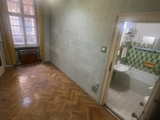 Eladó 49 m²-estársasházi lakás V. Kerület (Belváros) , Belgrád rakpart: 82'500'000 Ft