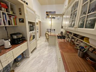 Eladó 94 m²-estársasházi lakás V. Kerület (Belváros) , Fehérhajó utca: 189'000'000 Ft