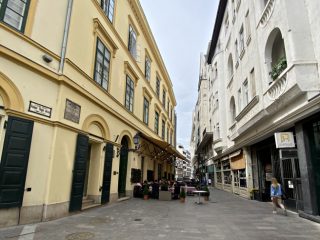 Eladó 94 m²-estársasházi lakás V. Kerület (Belváros) , Fehérhajó utca: 189'000'000 Ft