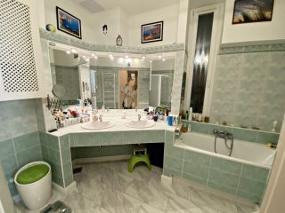 Eladó 94 m²-estársasházi lakás V. Kerület (Belváros) , Fehérhajó utca: 189'000'000 Ft