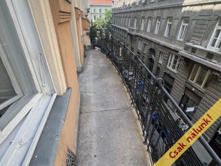 Eladó 80 m²-estársasházi lakás V. Kerület (Belváros) , Ferenciek tere: 142'800'000 Ft
