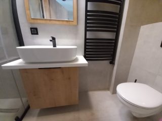 Kiadó 84 m²-estársasházi lakás V. Kerület (Belváros) , Károly körút: 550'000 Ft