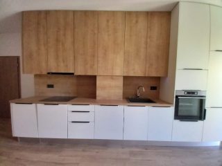 Kiadó 84 m²-estársasházi lakás V. Kerület (Belváros) , Károly körút: 550'000 Ft