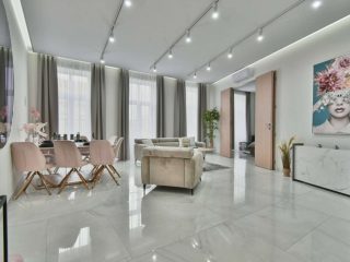 Eladó 121 m²-estársasházi lakás V. Kerület (Belváros) , Károly körút utca: 329'000'000 Ft