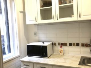 Kiadó 40 m²-estársasházi lakás V. Kerület (Belváros) , Kecskeméti utca: 220'000 Ft