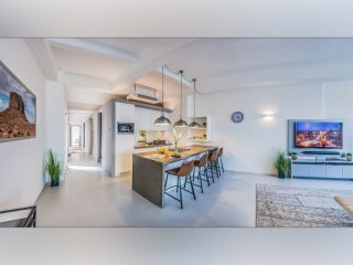 Eladó 101 m²-estársasházi lakás V. Kerület (Belváros) , Múzeum körút: 274'000'000 Ft