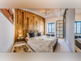 Eladó 66 m²-estársasházi lakás V. Kerület (Belváros) , Múzeum körút: 159'000'000 Ft