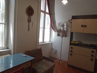 Eladó 65 m²-estársasházi lakás V. Kerület (Belváros) , Parlamenthez közel: 99'900'000 Ft