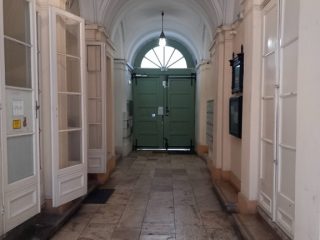 Eladó 52 m²-estársasházi lakás V. Kerület (Belváros) , Régi posta utca: 99'000'000 Ft