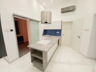 Eladó 78 m²-estársasházi lakás V. Kerület (Lipótváros) , Báthory utca: 437'000 EUR