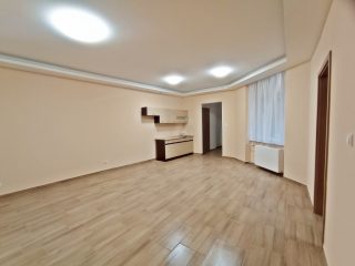 Eladó 83 m²-estársasházi lakás V. Kerület (Lipótváros) , Falk Miksa utca: 134'000'000 Ft