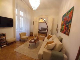 Eladó 59 m²-estársasházi lakás V. Kerület (Lipótváros) , Falk Miksa utca: 132'000'000 Ft