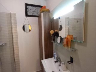 Kiadó 59 m²-estársasházi lakás V. Kerület (Lipótváros) , Falk Miksa utca: 1'200 EUR