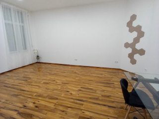 Eladó 53 m²-estársasházi lakás V. Kerület (Lipótváros) , Hold utca: 139'000'000 Ft