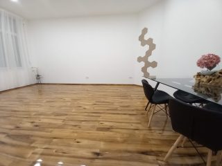 Eladó 53 m²-estársasházi lakás V. Kerület (Lipótváros) , Hold utca: 139'000'000 Ft