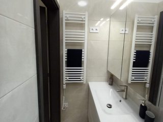 Eladó 53 m²-estársasházi lakás V. Kerület (Lipótváros) , Hold utca: 139'000'000 Ft