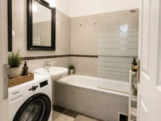 Eladó 66 m²-estársasházi lakás V. Kerület (Lipótváros) , Lipótvárosvan 3 szobás ingatlan: 125'000'000 Ft