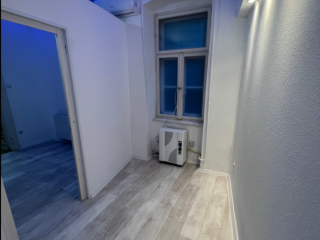 Kiadó 40 m²-eslakásban kialakított iroda V. Kerület (Lipótváros) , Szent István körút: 280'000 Ft