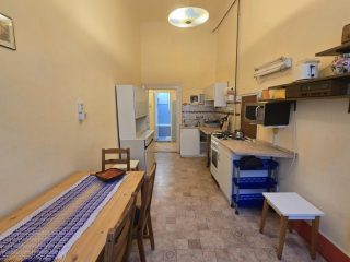 Eladó 82 m²-estársasházi lakás VI. Kerület (1068 irányítószám) , Felső erdősor utca: 96'000'000 Ft