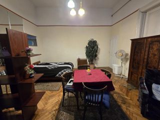 Eladó 82 m²-estársasházi lakás VI. Kerület (1068 irányítószám) , Felső erdősor utca: 96'000'000 Ft