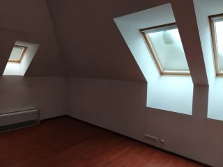 Kiadó 87 m²-esegyéb üzlethelyiség VI. Kerület (Diplomatanegyed) , Bajza utca: 1'055 EUR