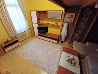 Kiadó 28 m²-estársasházi lakás VI. Kerület (Diplomatanegyed) , Benczúr utca: 190'000 Ft