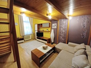 Kiadó 28 m²-estársasházi lakás VI. Kerület (Diplomatanegyed) , Benczúr utca: 190'000 Ft