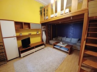 Kiadó 28 m²-estársasházi lakás VI. Kerület (Diplomatanegyed) , Benczúr utca: 190'000 Ft