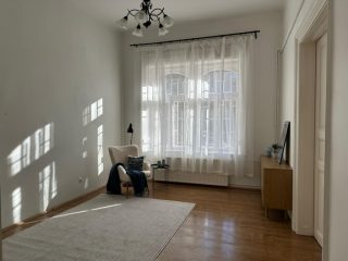 Eladó 79 m²-estársasházi lakás VI. Kerület (Diplomatanegyed) , Epres kertmél: 117'500'000 Ft