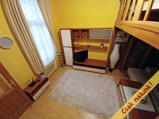 Eladó 28 m²-estársasházi lakás VI. Kerület (Diplomatanegyed) , Kodály Körönd közelében, Benczúr utca: 44'500'000 Ft