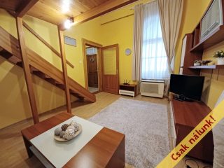 Eladó 28 m²-estársasházi lakás VI. Kerület (Diplomatanegyed) , Kodály Körönd közelében, Benczúr utca: 44'500'000 Ft