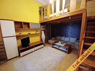 Eladó 28 m²-estársasházi lakás VI. Kerület (Diplomatanegyed) , Kodály Körönd közelében, Benczúr utca: 44'500'000 Ft