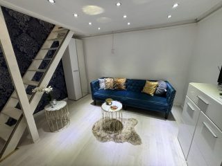 Eladó 22 m²-estársasházi lakás VI. Kerület (Nagykörúton belül) , Hajós utca: 49'900'000 Ft