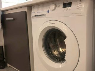 Kiadó 25 m²-estársasházi lakás VI. Kerület (Nagykörúton belül) , Hunyadi téren KIADÓ lakás!: 150'000 Ft